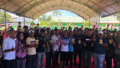 Bupati Syaharuddin Menyatu dengan Warga di Pesta Adat Mappadendang Kulo